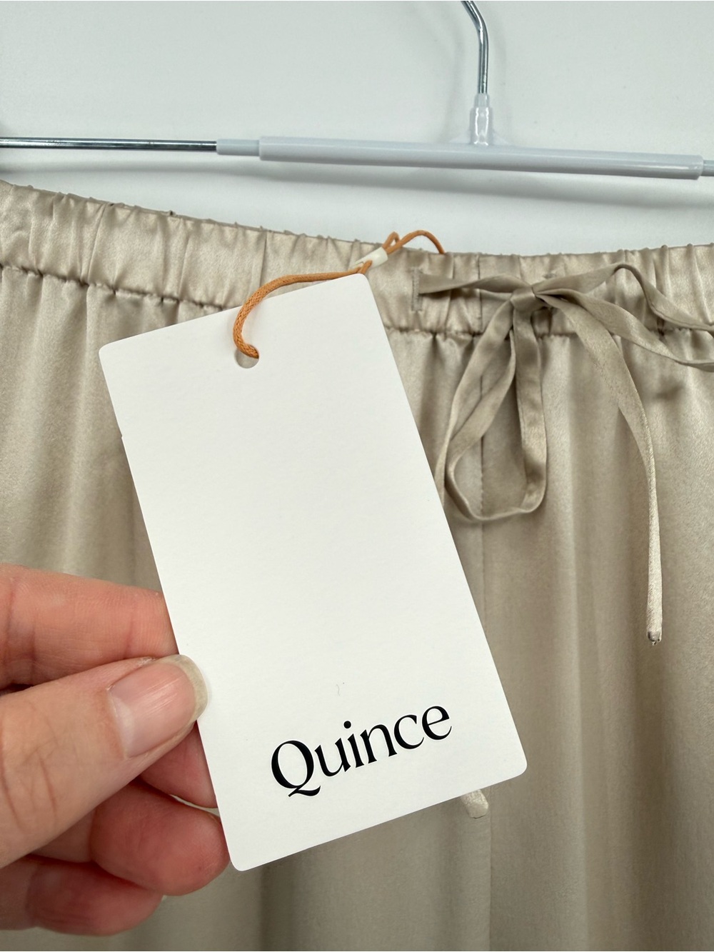 Quince 100% Silk Drawstring Wide Leg Pant in Champagne Size M - Picture 8 of 14